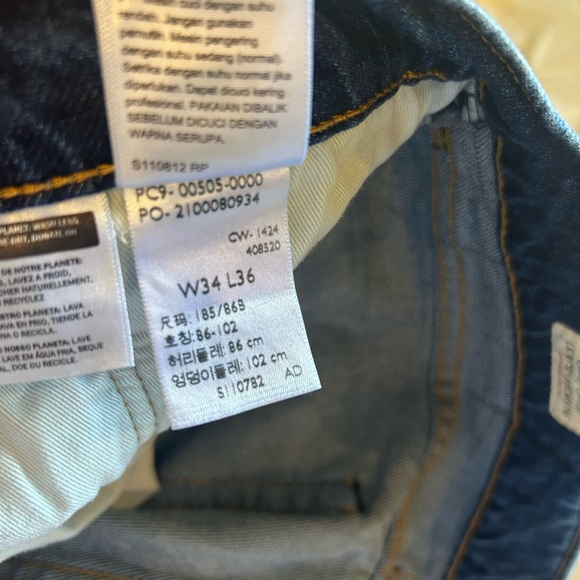 Men’s Levi 505 - Picture 8 of 8